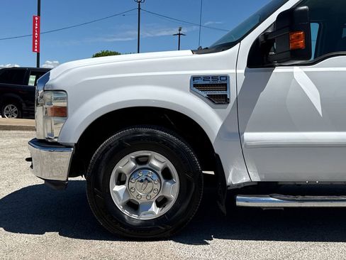 Used 2010 Ford F250 XL image 5