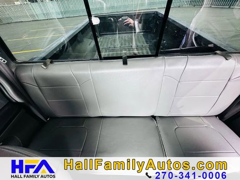 Used 2006 Ford F350 Lariat image 12