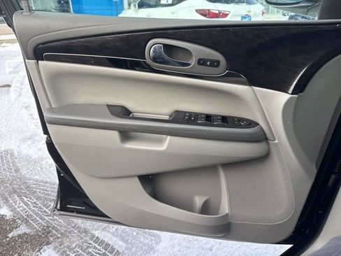 Used 2015 Buick Enclave Leather w/ Trailering Package image 27