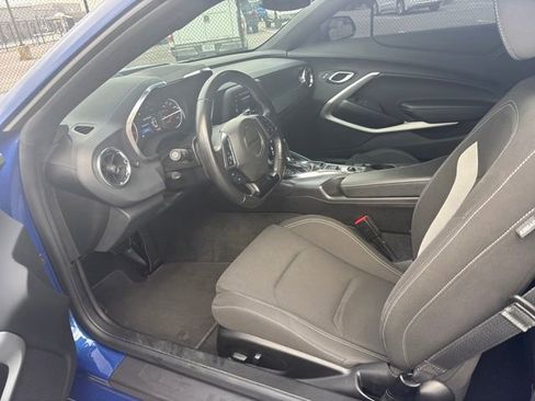 Used 2023 Chevrolet Camaro LT RWD image 13