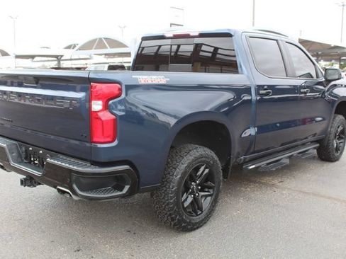 Used 2020 Chevrolet Silverado 1500 LT Trail Boss AWD/4WD image 3
