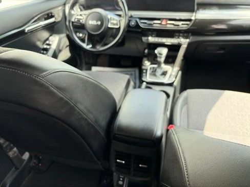 Used 2024 Kia Seltos S AWD/4WD image 38