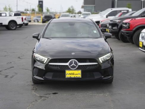 Used 2019 Mercedes-Benz A 220 image 3