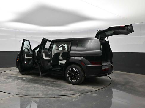 New 2026 Hyundai Santa Fe SE image 39