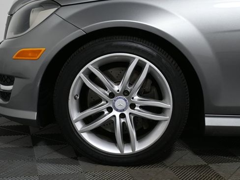 Used 2013 Mercedes-Benz C 300 4MATIC Sedan image 11