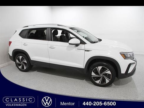 Certified 2023 Volkswagen Taos SE AWD/4WD image 1