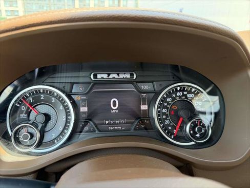 Used 2020 RAM 1500 Laramie AWD/4WD image 29