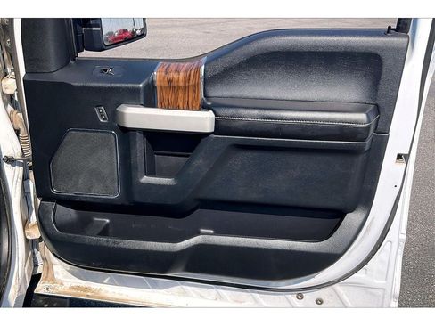 Used 2018 Ford F150 Lariat AWD/4WD image 24
