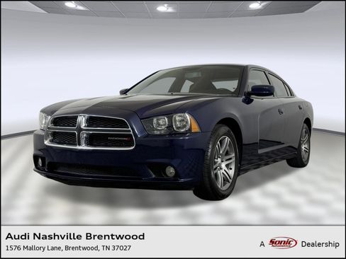 Used 2014 Dodge Charger SXT RWD image 1