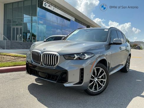 Used 2024 BMW X5 sDrive40i w/ M Sport Package RWD image 1