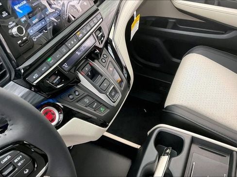 New 2026 Honda Odyssey Elite image 9