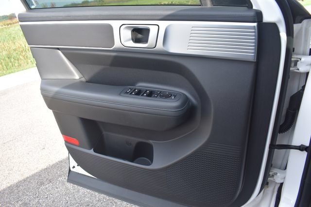 Used 2024 Hyundai Santa Fe SEL FWD image 32
