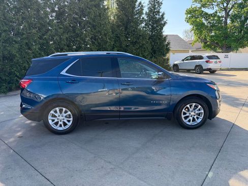Used 2019 Chevrolet Equinox LT w/ Sun & Navigation Package image 31
