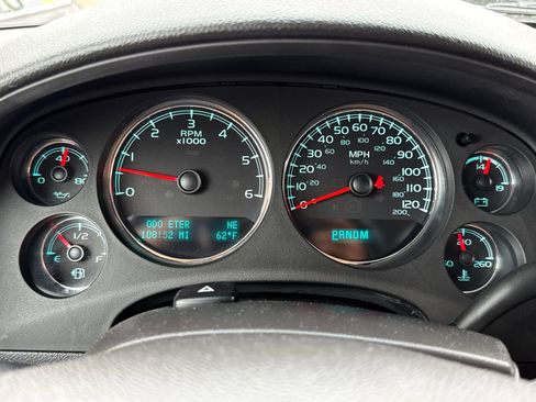 Used 2013 Chevrolet Suburban LTZ AWD/4WD image 20