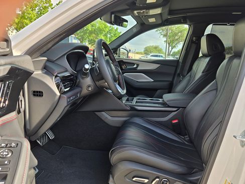 Used 2026 Acura MDX A-Spec image 10