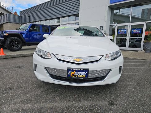 Used 2018 Chevrolet Volt LT image 3