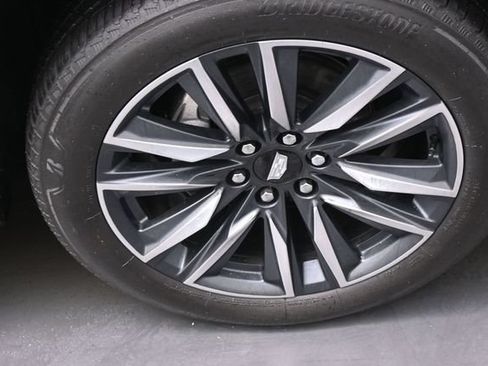 Used 2024 Cadillac Escalade Sport AWD/4WD image 31