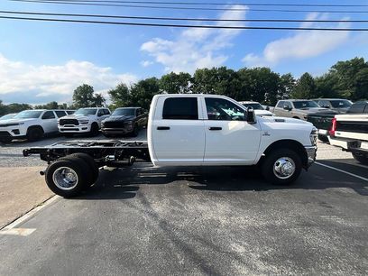 New 2026 RAM 3500 Tradesman w/ Chrome Appearance Group A