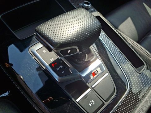 Used 2023 Audi SQ5 Premium Plus w/ Premium Plus Package AWD/4WD image 14