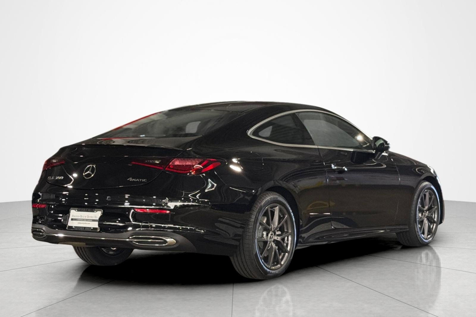 New 2027 Mercedes-Benz CLE 300 4MATIC Coupe image 5