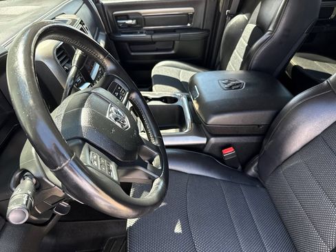 Used 2018 RAM 2500 Lone Star w/ Sport Appearance Group AWD/4WD image 19