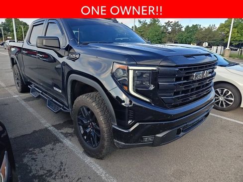 Used 2025 GMC Sierra 1500 Elevation AWD/4WD image 3