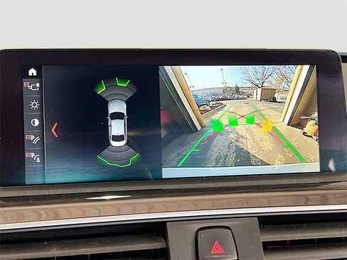 Used 2018 BMW 330i xDrive Sedan w/ Convenience Package image 14