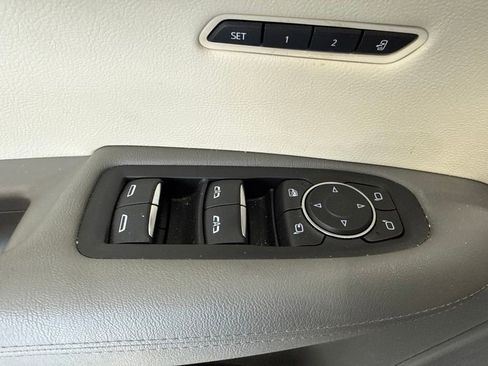 Used 2021 Cadillac XT5 Premium Luxury FWD image 22