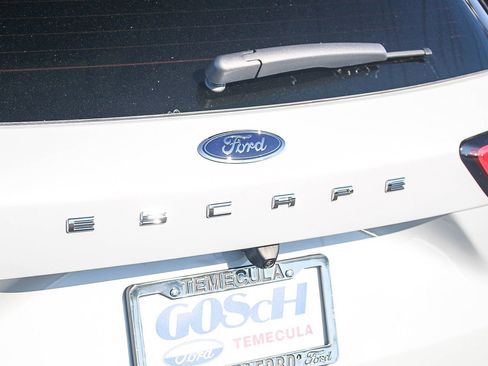 New 2025 Ford Escape SE w/ PHEV Premium Package image 10