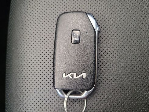 Used 2024 Kia Sportage EX AWD/4WD image 32