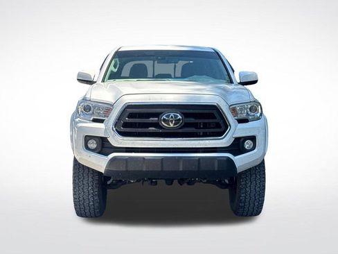 Used 2021 Toyota Tacoma SR5 AWD/4WD image 10