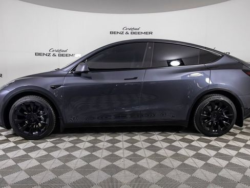 Used 2021 Tesla Model Y Long Range AWD/4WD image 10
