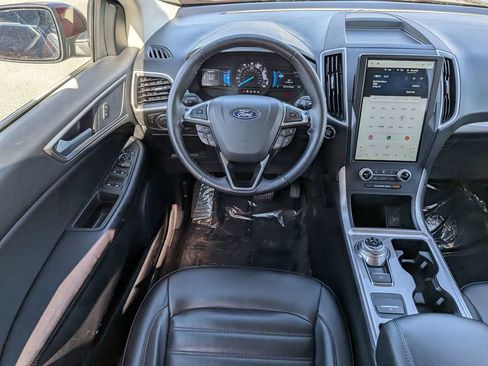 Used 2024 Ford Edge SEL image 15