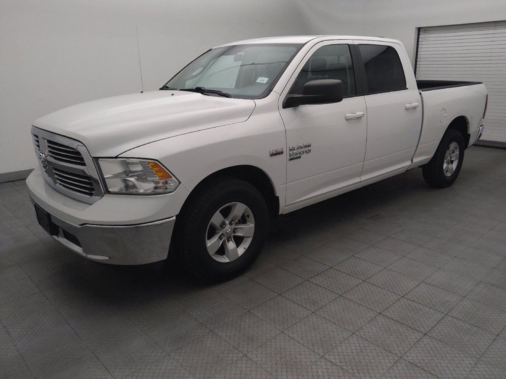 Used 2019 RAM 1500 Classic SLT RWD image 2