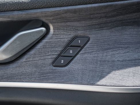 Used 2024 Jeep Grand Cherokee Limited image 39