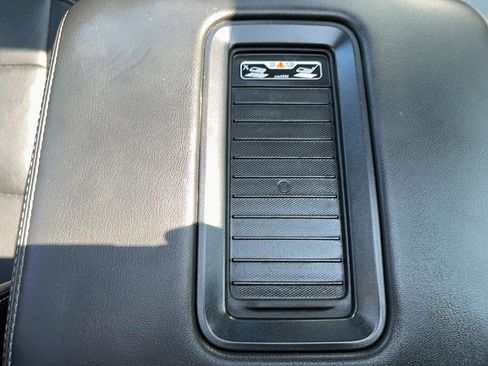 Used 2018 Chevrolet Tahoe Premier image 20