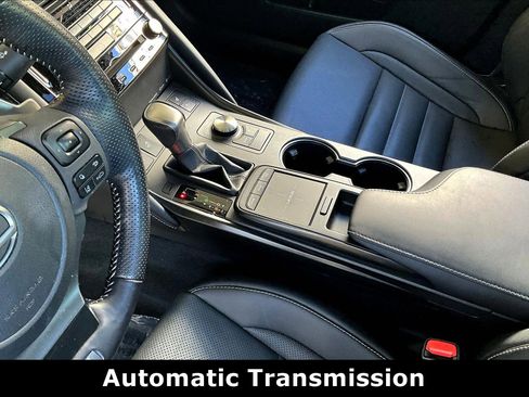 Used 2022 Lexus IS 350 F Sport AWD/4WD image 17