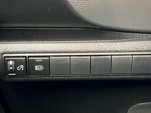 Certified 2022 Toyota Corolla XSE FWD image 29
