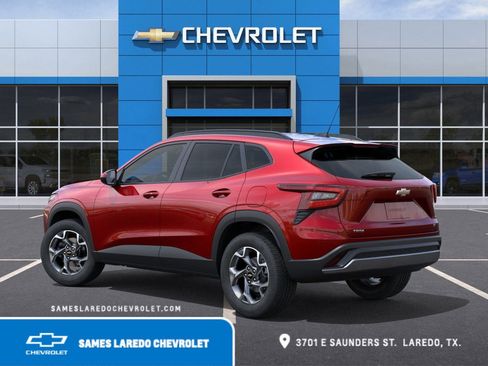 New 2026 Chevrolet Trax LT w/ Driver Confidence Package image 3