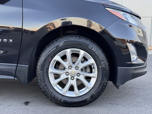 Used 2019 Chevrolet Equinox LS w/ LS Convenience Package image 39