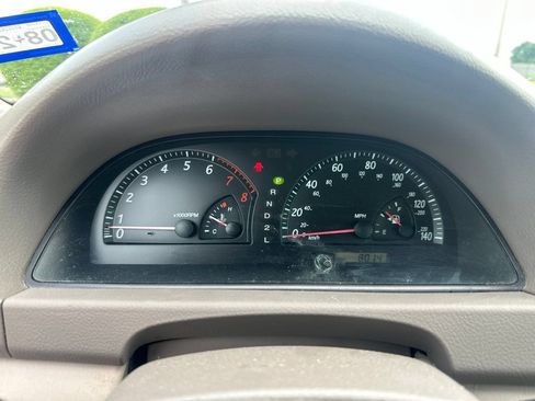 Used 2003 Toyota Camry XLE FWD image 3