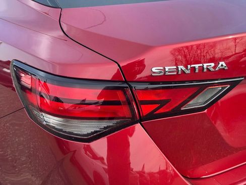 Used 2025 Nissan Sentra SV w/ All-Weather Package FWD image 9