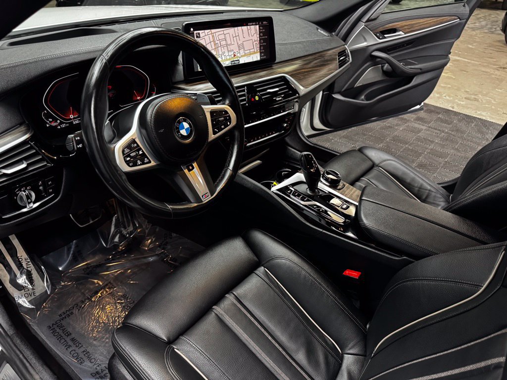 Used 2023 BMW M550i xDrive w/ Executive Package AWD/4WD image 32