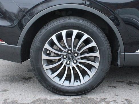 Used 2022 Lincoln Aviator Reserve w/ Elements Package Plus image 40