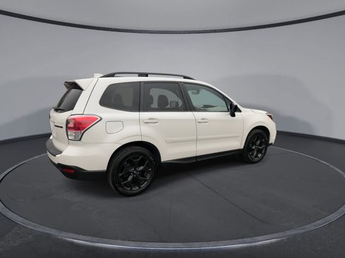 Used 2018 Subaru Forester 2.5i Premium image 8