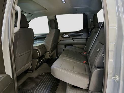 Used 2024 GMC Sierra 1500 Elevation image 29