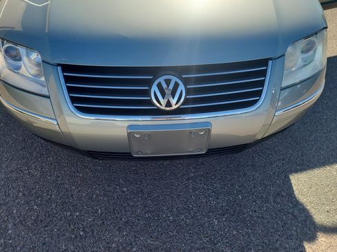 Used 2004 Volkswagen Passat GLX image 23