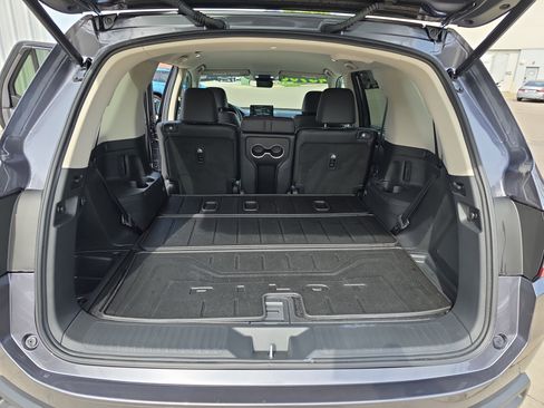 Used 2025 Honda Pilot EX-L image 29