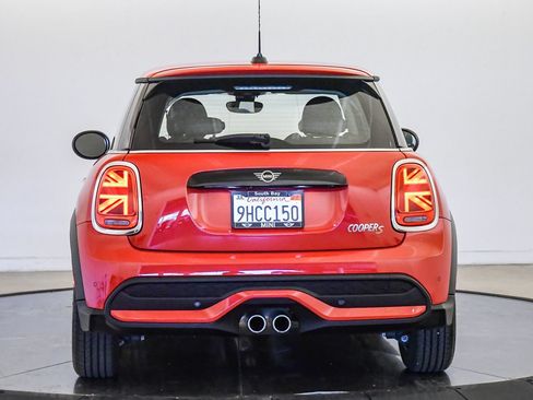 Used 2024 MINI Cooper S FWD image 3