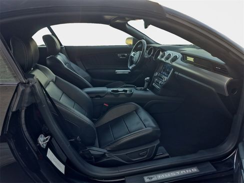 Used 2023 Ford Mustang Premium image 18